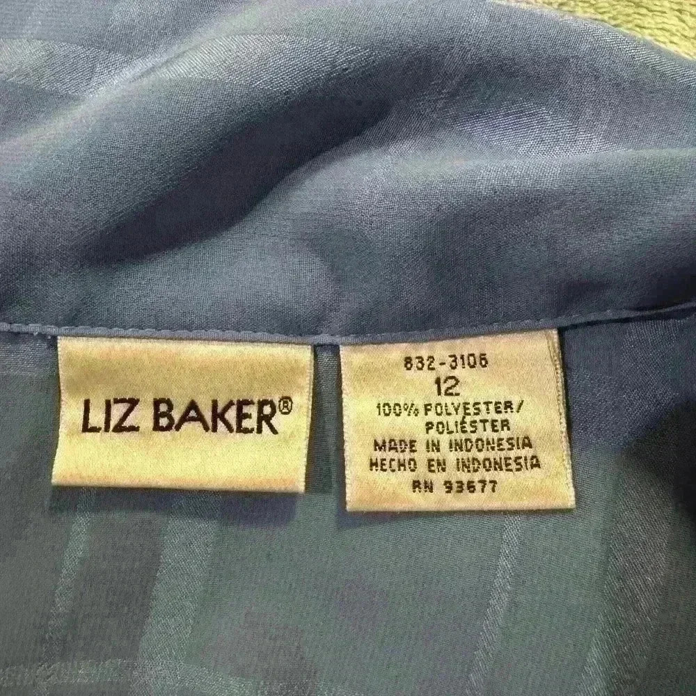 Women’s Blue Liz Baker Button Down - Picture 4 of 6